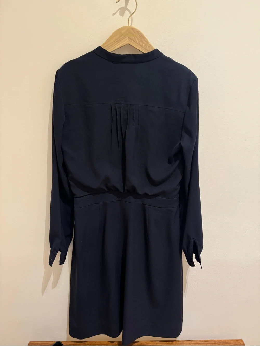 Tory Burch Navy Long-Sleeve Pintuck V-Neck Dress